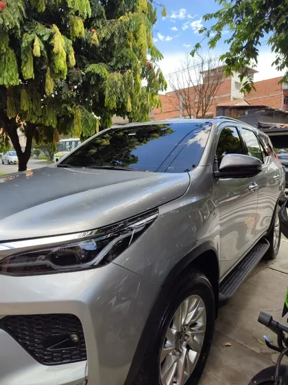Toyota Fortuner 2.4 Srv Diesel