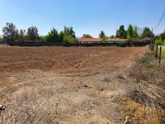 Sitio En  Lo Olavarría  Excelente Ubicación  De Chicureo