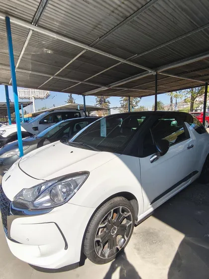 D·s Ds3 Hatchback
