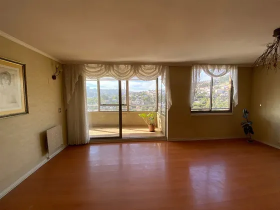 Departamento En Venta De 3 Dorm. En Viña Del Mar