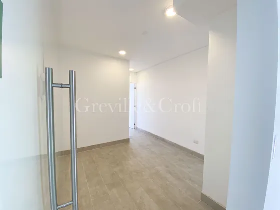 Arrienda Oficina 25m2, Atrium, La Serena (94720)