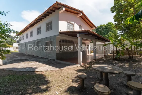 Casa En Venta - Higuerote - Antonieta Franco - Mls 26-5385