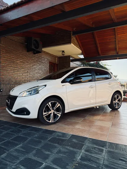 Peugeot 208 1.6 Gt Thp