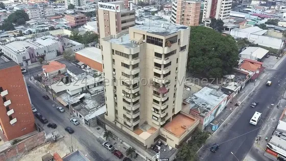 Oficinas En Venta En El Este De Barquisimeto Estado Lara Cod.25-6272 Nd