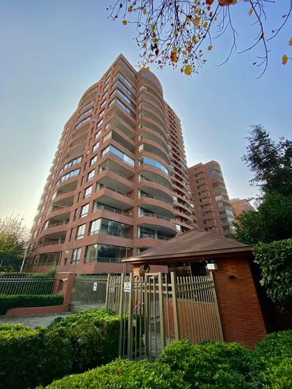 Increíble Depto 4d 4b, 140 M² En Calle Espoz, Vitacura