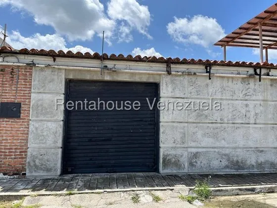Local Comercial En Alquiler En Cabudare Urb Valle Hondo Posee 75m2 Con Mucho Potencial Comercial Cod 25 23576 Comunicate Soy Gabi Irastorza                                                             