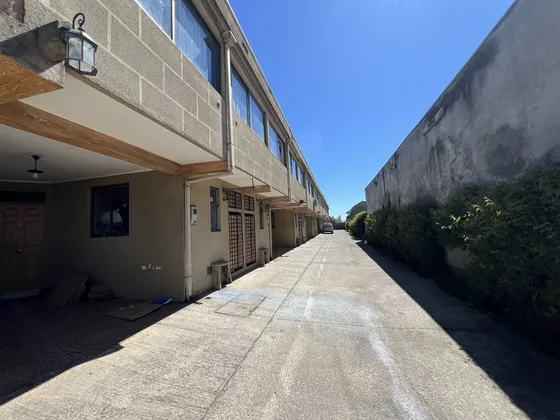 Vendo Casa En Condominio, 3 Dormitorios, 3 Baños.