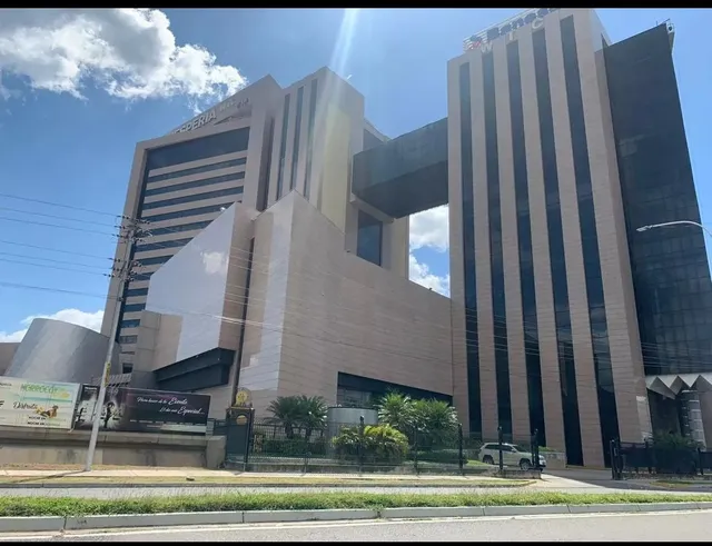 Oficina En Venta En Torre Hesperia Naguanagua (mer)