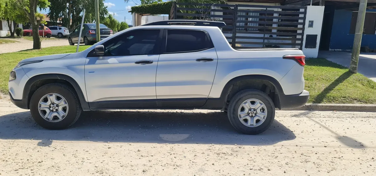 Fiat Toro 2.0 Freedom 4x2525587684577792009