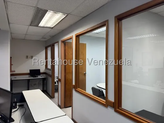 Oficina En Alquiler En La California Sur Ca 25-22390 Yg