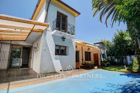 Casa En Venta En Providencia Remodelada Metro Inés...