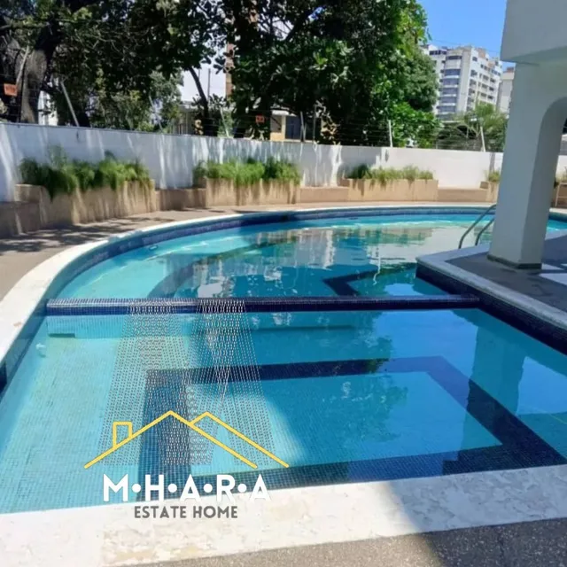 Apartamento En Venta En Tanaguarena A Pie De Calle Cerca De Playa Escondida 
