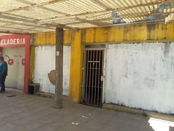 Local Deposito A Reciclar En Venta En Cañuelas