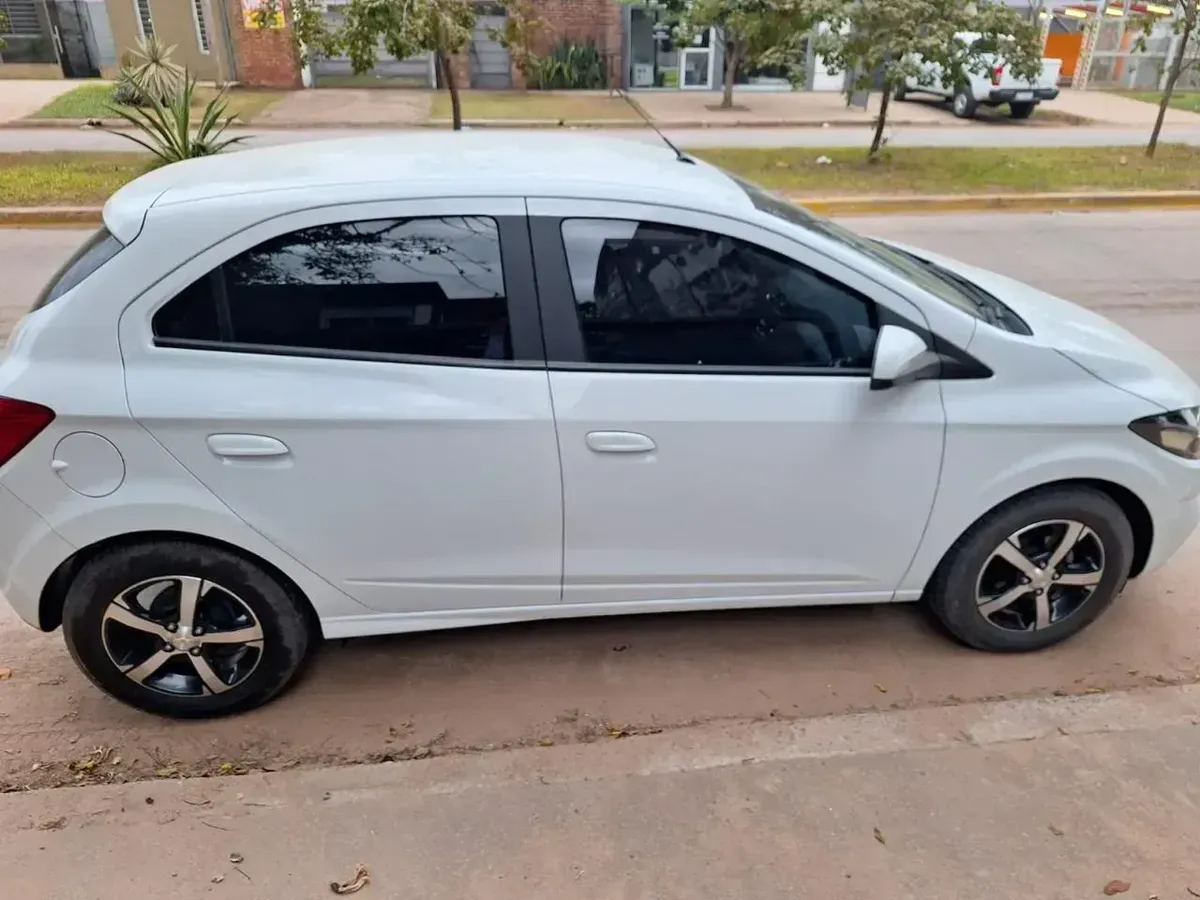 Chevrolet Onix 1.4 Ltz 5P L16