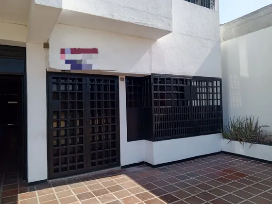 La-328 Local Comercial Edificio Los Gabrieles Santa Fé Punto Fijo Estado Falcón