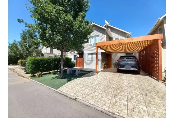 Se Vende Casa En Buin Oriente Av. Víctor Troncoso