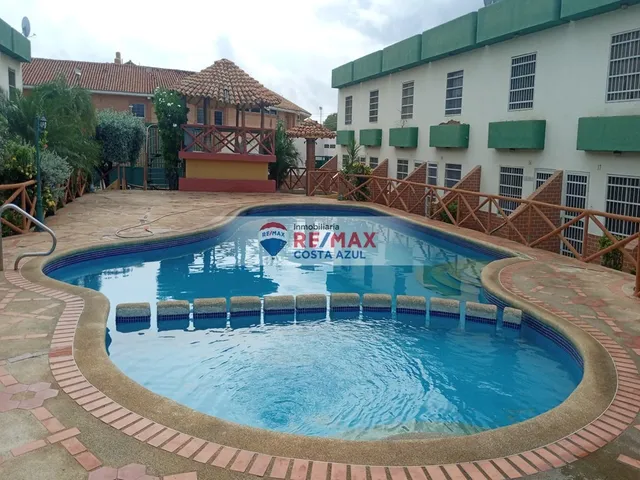 En Venta Hermoso Town House Listo Para Disfrutar En Conjunto Luna Del Mar En Chichiriviche