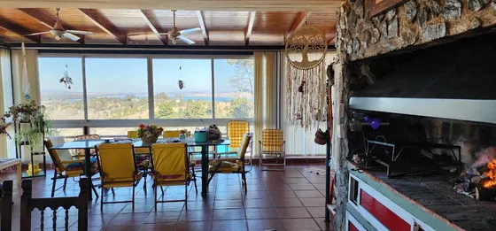 Propiedad En Villas Ciudad De América Calle 14 Con Increibles Vistas Al Lago. 701