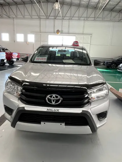 Toyota Hilux Pick-up 2.4 Cd Dx 150cv 4x4 At
