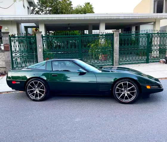 Corvette C4