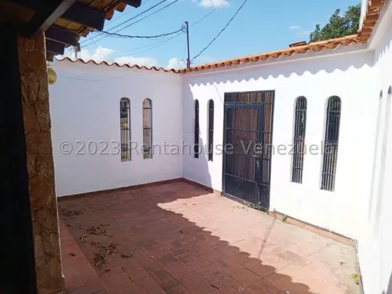 Milagros Inmuebles Casa Venta Cabudare Lara El Paraiso Economica Residencial Economico Código Inmobiliaria Rent-a-house  24-13476