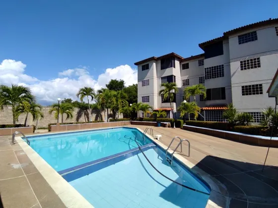 Tu Refugio Ideal En La Playa: Apartamento En Mansión Caribe, Higuerote. G.a.