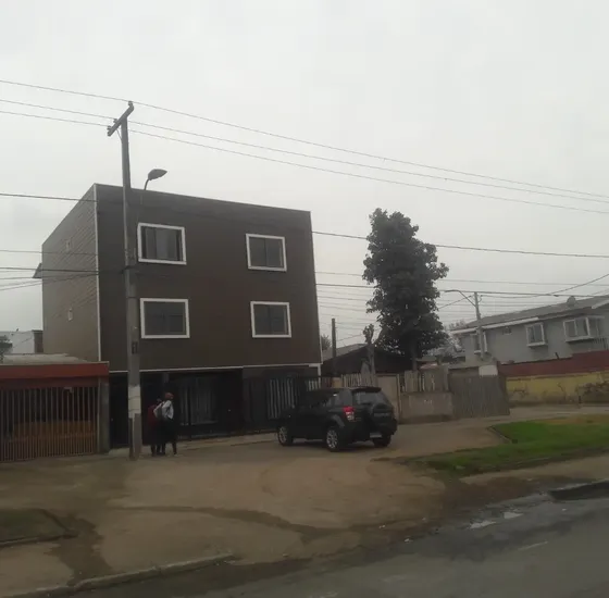 Deptos2 D. + 1 B. + T. Arriendo Cerro Nav/ L. Lazzarini 7475