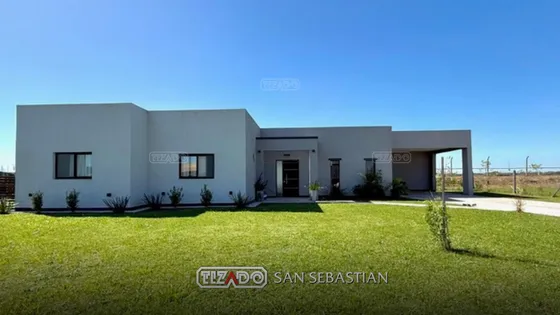 Casa  En Venta En San Sebastian - Area 8, San Sebastian, Escobar