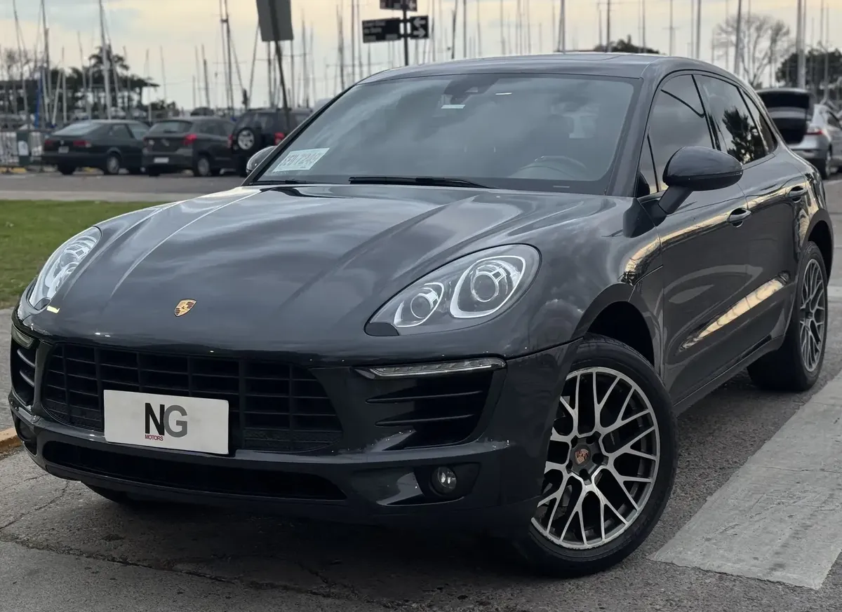 Porsche Macan 2.0 252Cv At