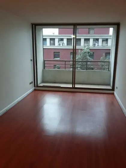 Arriendo Céntrico Depto 2d + 2b -santo Domingo Con Morande