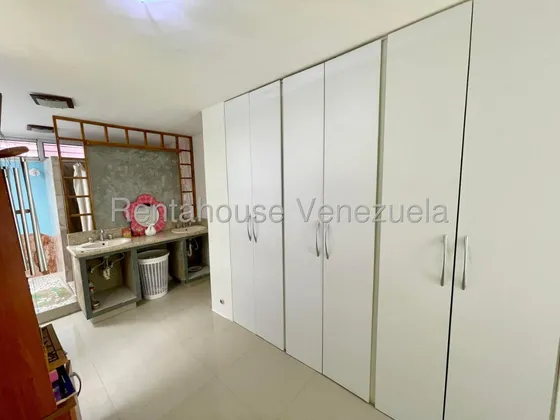 Julian Galindez Vende Casa Conectada A Planta Electrica En Colinas Del Viento Barquisimeto  #25-20497