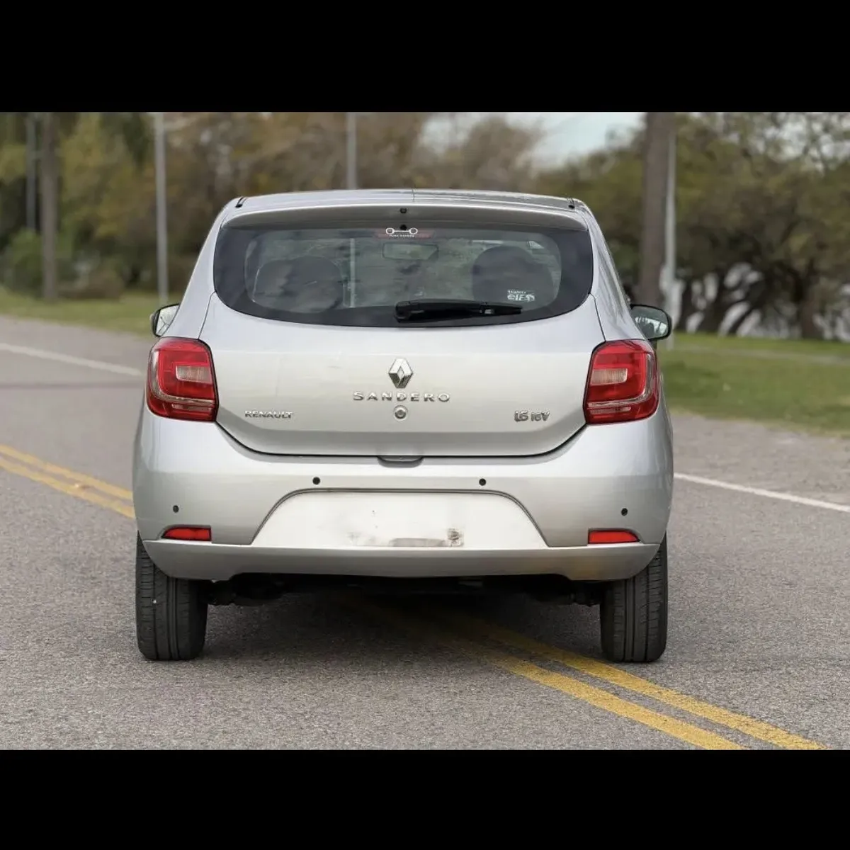 Renault Sandero 1.6 Privilege 105cv569042482034780166