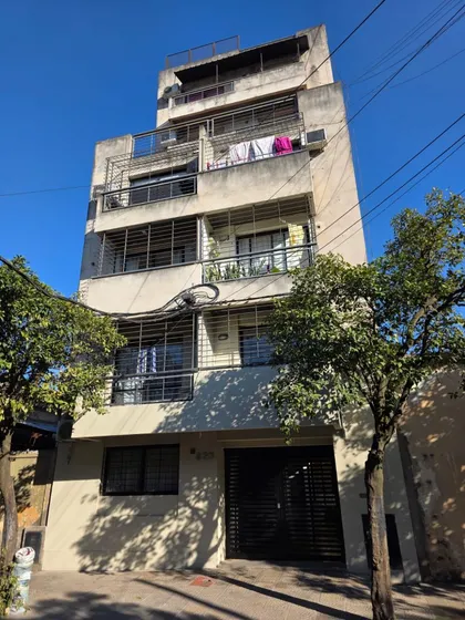 Monoambiente En Venta - Pje. Grimau Y Galvez 800 - Alt. Av. Mate De Luna 2900