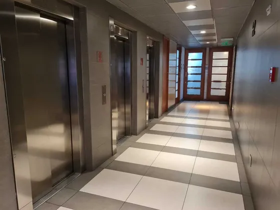 Amplia Y Luminosa, Como Nueva,  Metro M.montt (39993)