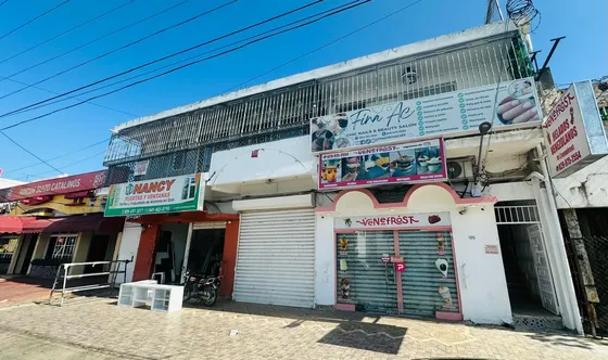 Local Comercial 1er Nivel De 110 Mts2 Y 2do 55mts2 Alma Rosa