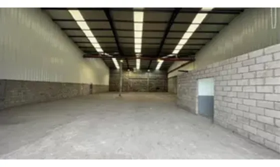 Nave Industrial De 600m2 En Alquiler En Parque Industrial Canning