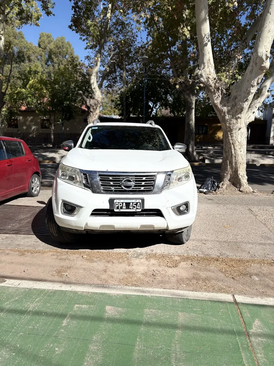 Nissan Frontier510245019531366401