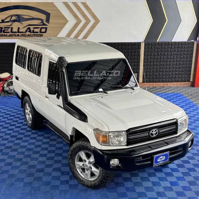 Toyota Land Cruiser Machito
