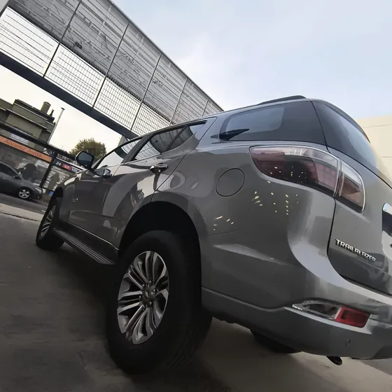 Chevrolet Trailblazer 2.8 Td High Country 4x4 At