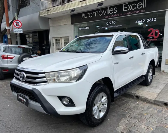 Toyota Hilux Pick-up 2.8 Cd Srv 177cv 4x2
