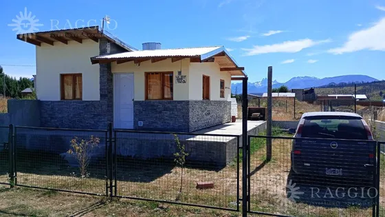 Casa De 3 Ambientes En Cholila