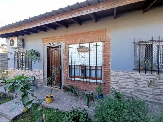 Venta Casa 3 Amb + Dpto, Libertad - Merlo Financia