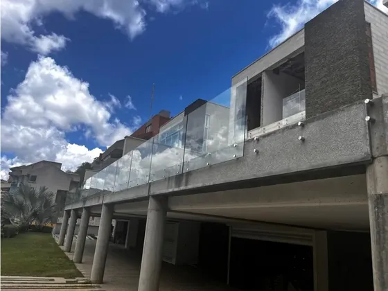 Venta A Estrenar De Townhouse Los Campitos 520 Mts Mas 80mts Terraza