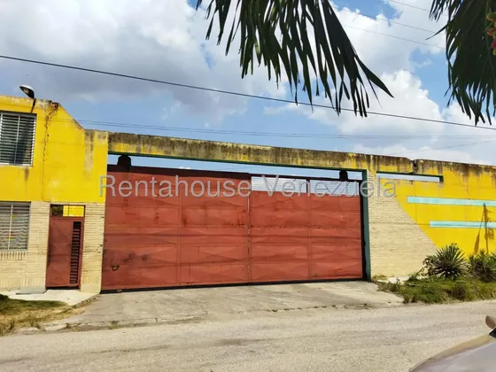 Oportunidad Única Para El Sector De Transporte! Presentamos Un Terreno Comercial Excepcional De 4,058 M, Ideal Para Sector De Transporte. Inm 26-550 , Cerca De La Variante. Solo Clientes