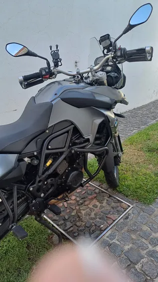 Moto Impecable, Color Gris, Siempre En Garage