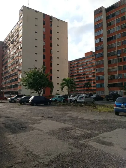 Apartamento En Venta Res. Camino Real Naguanagua 327217 Mm