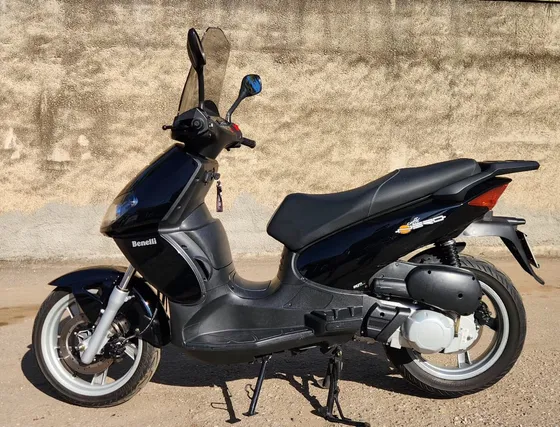 Benelli Caffe Nero 250 Automatica
