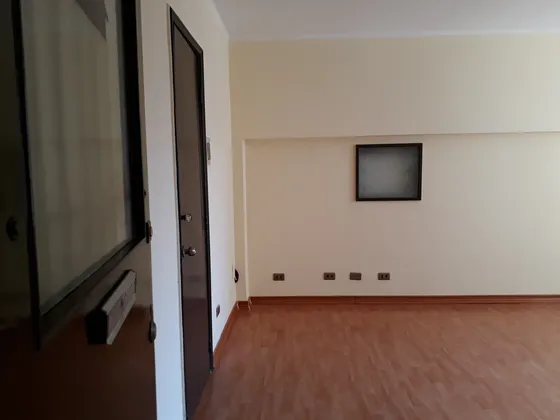 Oficina Uso Profesional Arriendo Directo