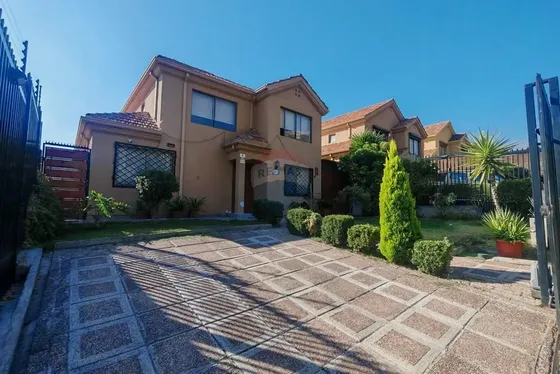 Espectacular Casa De 5d+4b