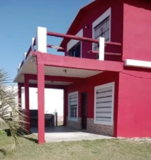 Casa En Venta - 5 Dormitorios 3 Baños - San Clemente 